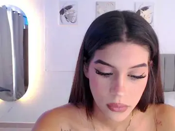 Lailaatyler  live sex cam