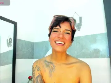 Marley-luna  live sex cam