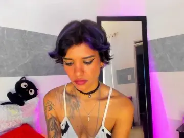 Marley-luna  live sex cam