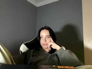 Tootightwiththong  live sex cam
