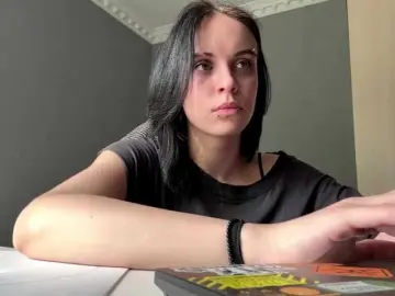 Tootightwiththong  live sex cam