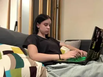 Tootightwiththong  live sex cam