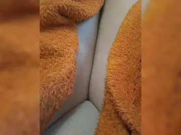 Ula2015  live sex cam