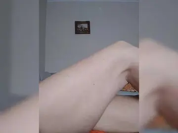 Ula2015  live sex cam