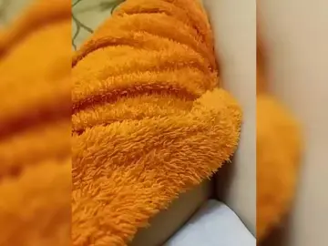 Ula2015  live sex cam