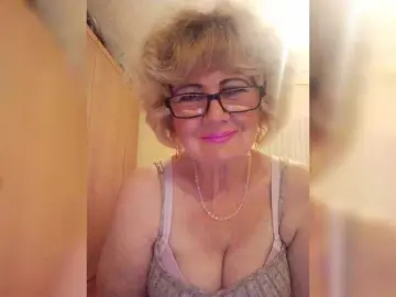 KASANDRABOLOSHKA  live sex cam