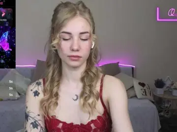 LunaBelli  live sex cam