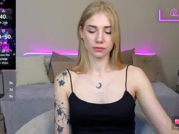 LunaBelli  live sex cam