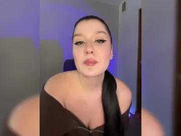 M-O-L-N-I-Y-A  live sex cam