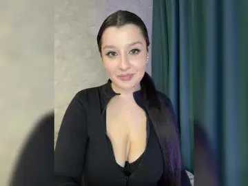 M-O-L-N-I-Y-A  live sex cam