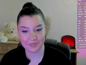 M-O-L-N-I-Y-A  live sex cam