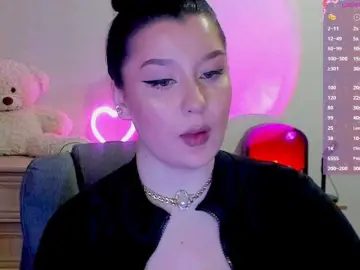 M-O-L-N-I-Y-A  live sex cam