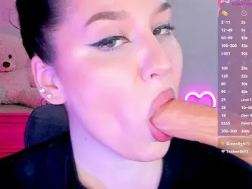 M-O-L-N-I-Y-A  live sex cam