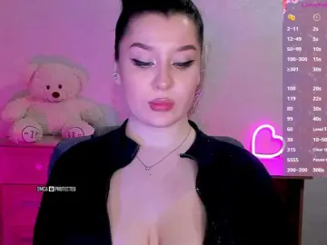 M-O-L-N-I-Y-A  live sex cam