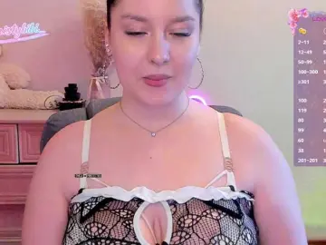 M-O-L-N-I-Y-A  live sex cam
