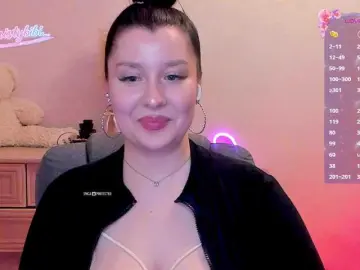 M-O-L-N-I-Y-A  live sex cam
