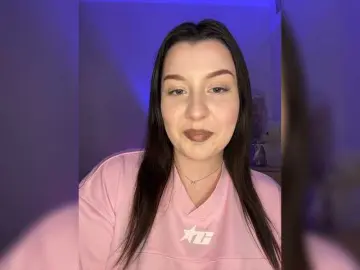M-O-L-N-I-Y-A  live sex cam