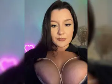 M-O-L-N-I-Y-A  live sex cam
