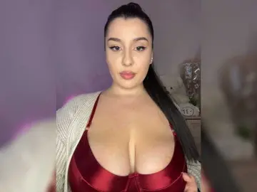 M-O-L-N-I-Y-A  live sex cam