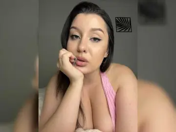 M-O-L-N-I-Y-A  live sex cam