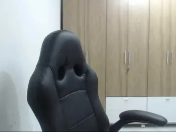 RoxanaMilf  live sex cam