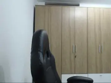 RoxanaMilf  live sex cam