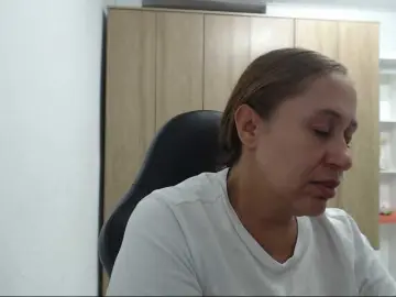 RoxanaMilf  live sex cam