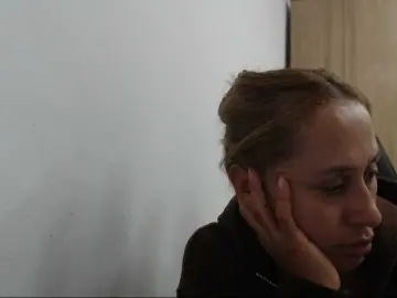 RoxanaMilf  live sex cam