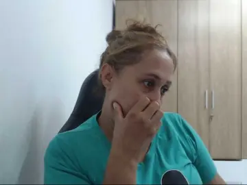 RoxanaMilf  live sex cam