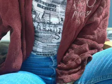 Sexydoll251  live sex cam