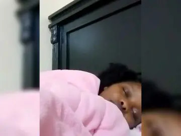 Zayra-2  live sex cam