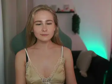 Glossybabe  live sex cam