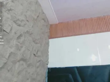 Mamaneedsfun  live sex cam