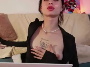 Salome-brown  live sex cam