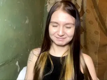 DelindaHeitner  live sex cam