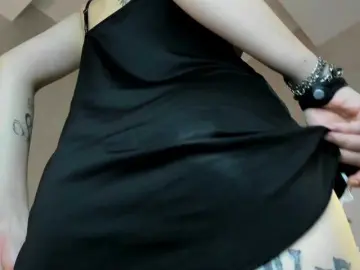 LunaaBee  live sex cam