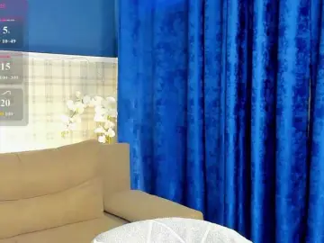 LunaaBee  live sex cam