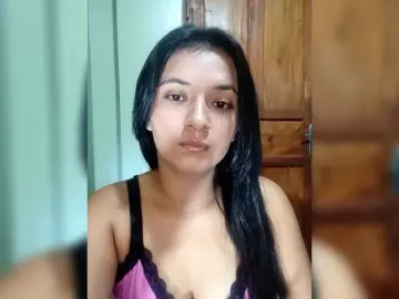 Mari2004  live sex cam