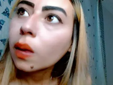 Sabrinaolsons  live sex cam