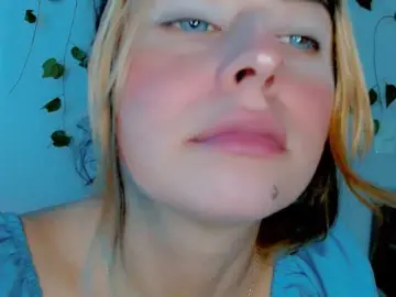 Sabrinaolsons  live sex cam