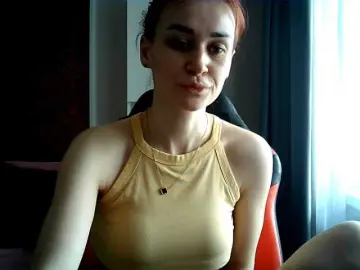 SweetQueen11  live sex cam