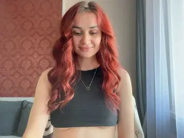 SweetQueen11  live sex cam