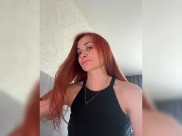 SweetQueen11  live sex cam