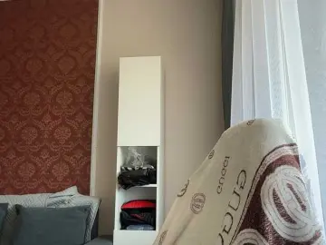 SweetQueen11  live sex cam