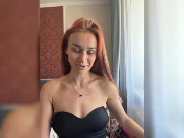 SweetQueen11  live sex cam
