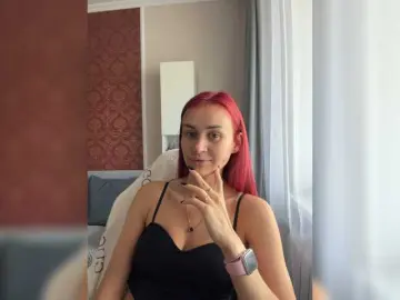 SweetQueen11  live sex cam