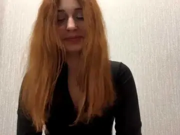 ValdaCastagnier  live sex cam