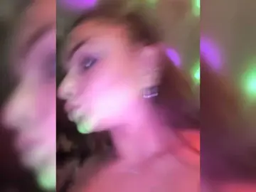 ZlatoVlaskaa  live sex cam