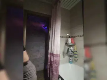 ZlatoVlaskaa  live sex cam