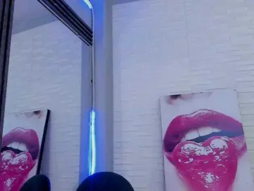 Aileenkys  live sex cam